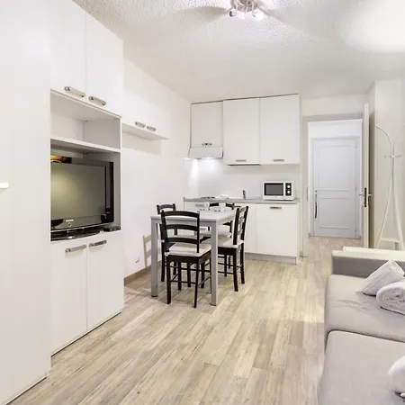 Hostdomus - Perla Grigia Appartement *