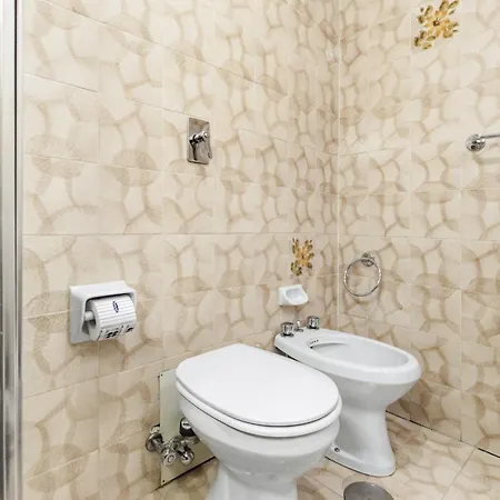 Hostdomus - Perla Grigia Apartament *